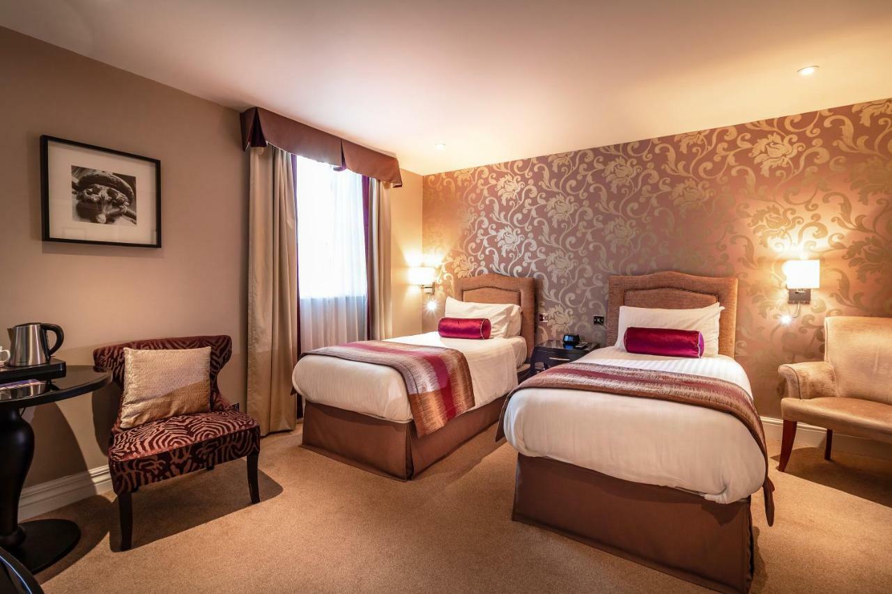 The Swan Hotel, Wells, Somerset Экстерьер фото